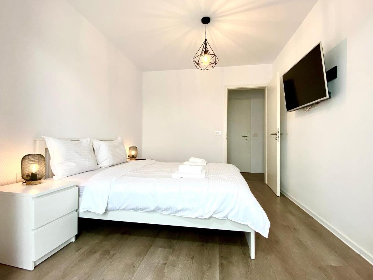Astoria Apartment - Pet Friendly Braşov Extérieur photo